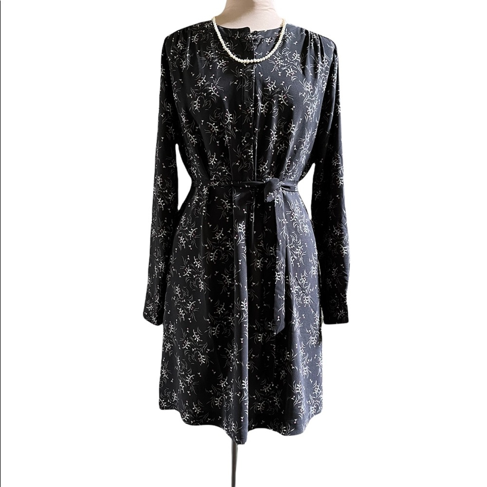 LOFT Gray, pink, & white vine pattern Shirt Dress w/ tab sleeves, size Medium